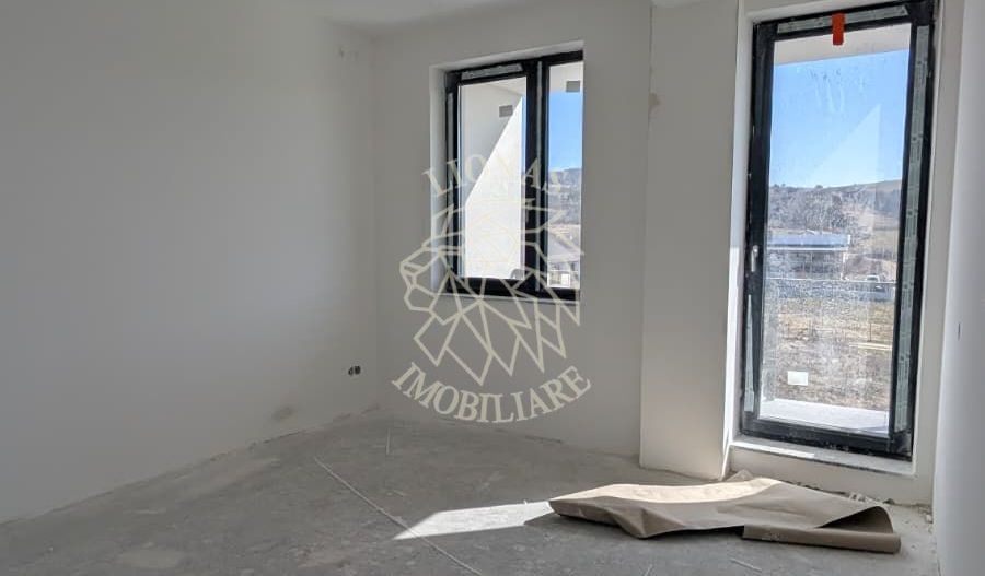 COMISION 0%! Apartament finisat 3 camere-balcon-etaj 1-Zona Zavoaie - Poză 2