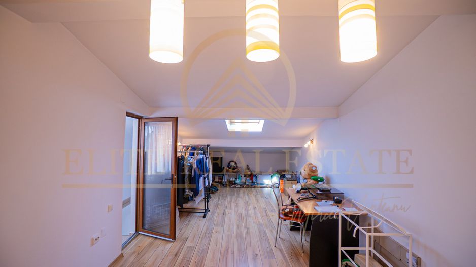 Casa P+1+M - 5 camere - Garaj - Panouri Fotovoltaice - Bratianu - Poză 24