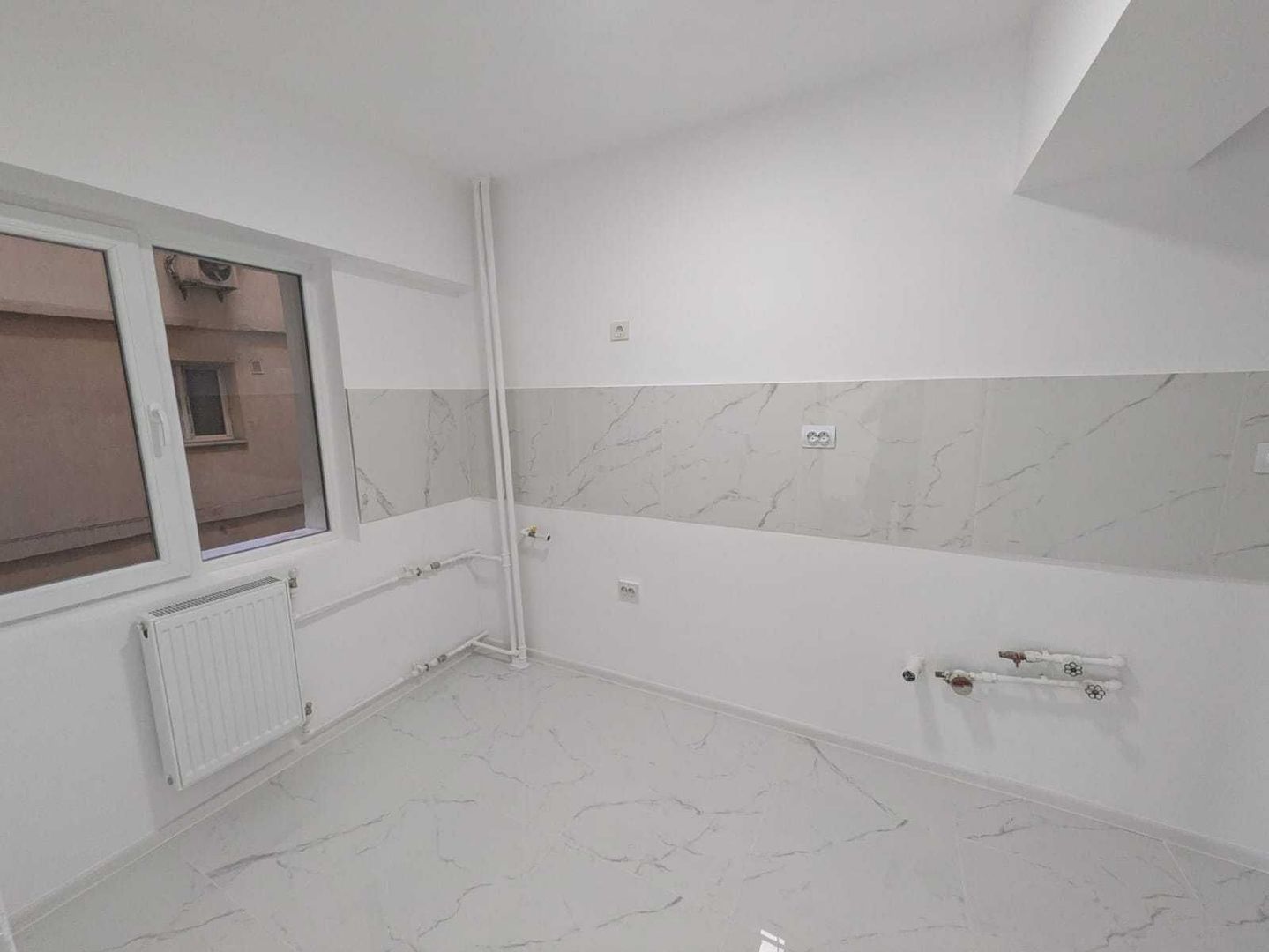 Apartament 3 camere | OBOR | 1 minut metrou - Poză 4