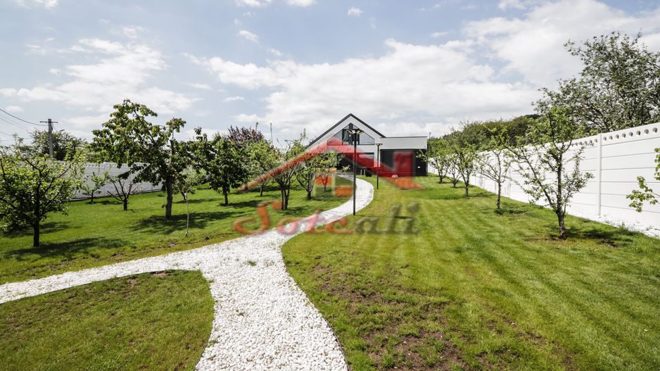 VILĂ MODERNĂ DE LUX CU PISCINĂ, FOTOVOLTAICE ȘI FOIȘOR – BREAZA - Poză 7