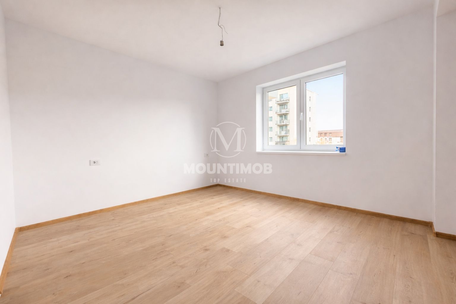 3 camere Tractorul–Coresi | Parcare+Boxă | Încălzire pardoseală - Poză 4