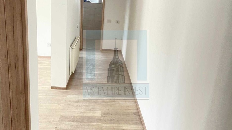 Apartament 2 camere decomandat - zona Tractorul - Poză 3