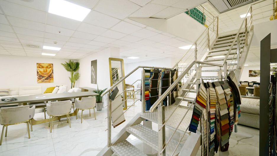 Spatiu comercial 2000 mp,Valea Cascadelor - Poză 11