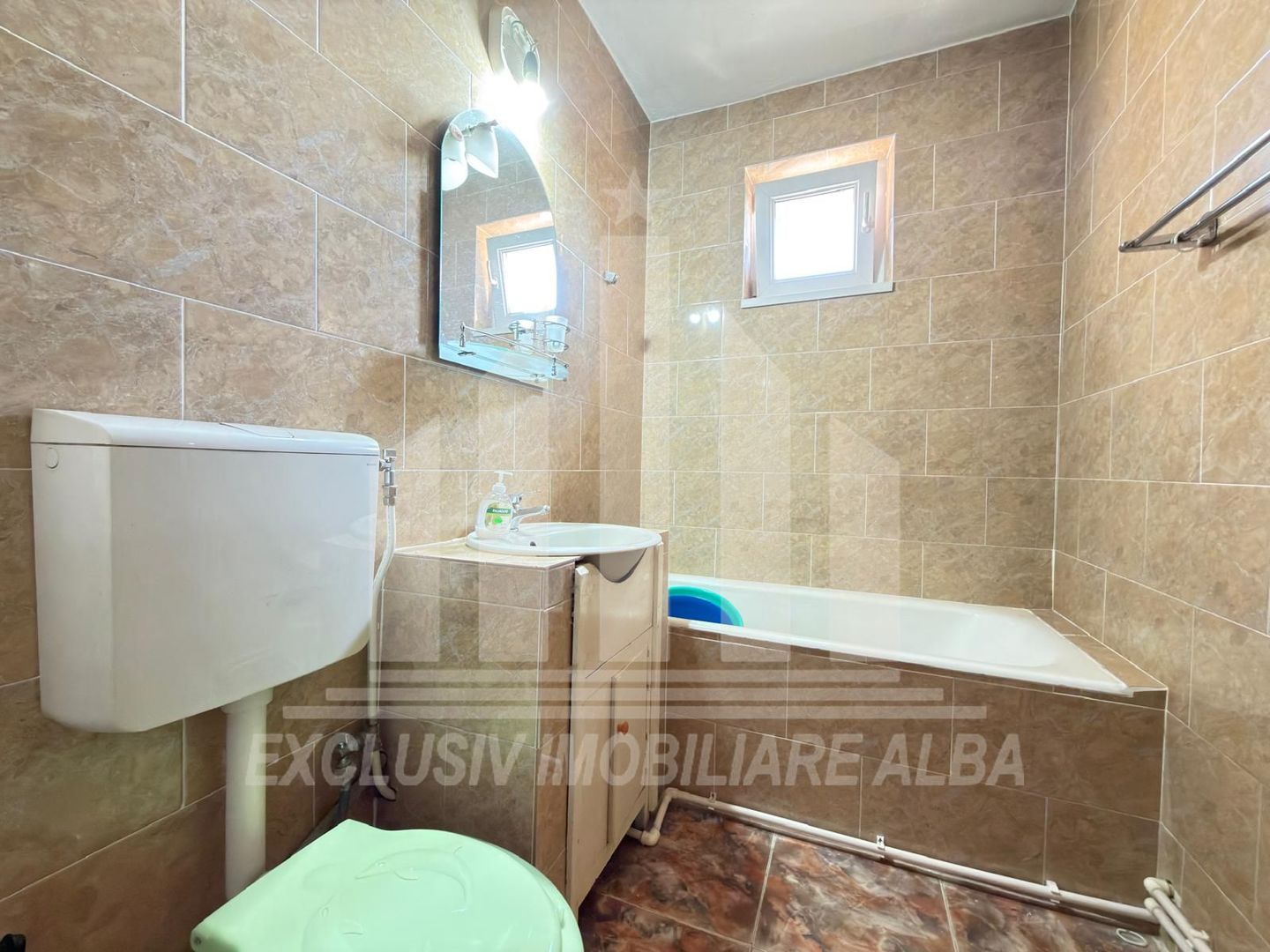 Apartament 3 camere decomandate | 71 mp | Cetate - Closca - Poză 6