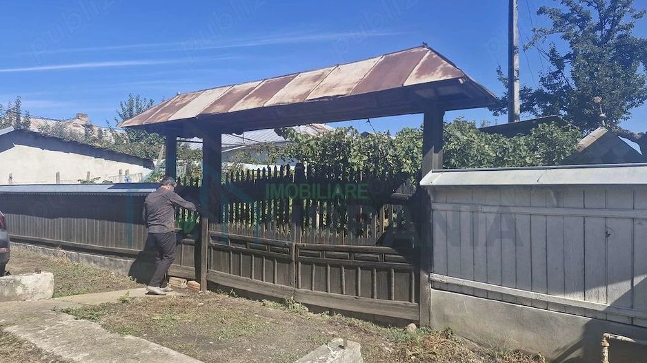 Proprietate cu destinație gospodărească, Izvoarele, comuna Răchiteni, Iași - Poză 2