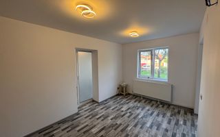 SPAȚU COMERCIAL 34 MP CAMPULUNG VIZAVI DE CENTRU MEDICAL CLUBUL SANATĂȚII - Poză 18