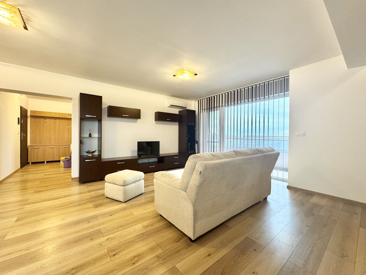 2 camere de închiriat | Locație excelentă Calea Aradului - Poză 1