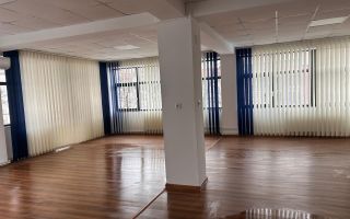 Spațiu de birouri modern Targu CUCU -1100 EURO - Poză 1