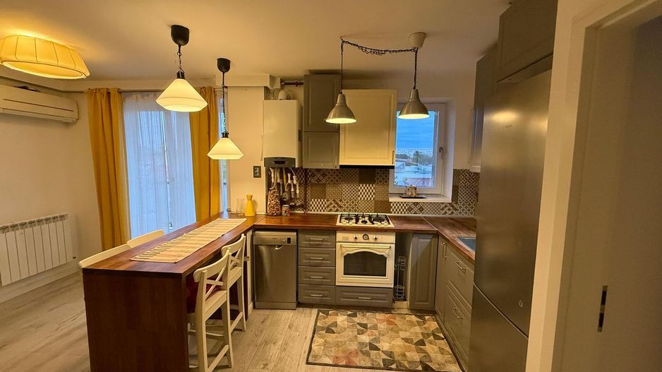 Închiriere Apartament 3 camere, 67,5 mp, etaj 3, bloc 2019, centrală proprie - Poză 7