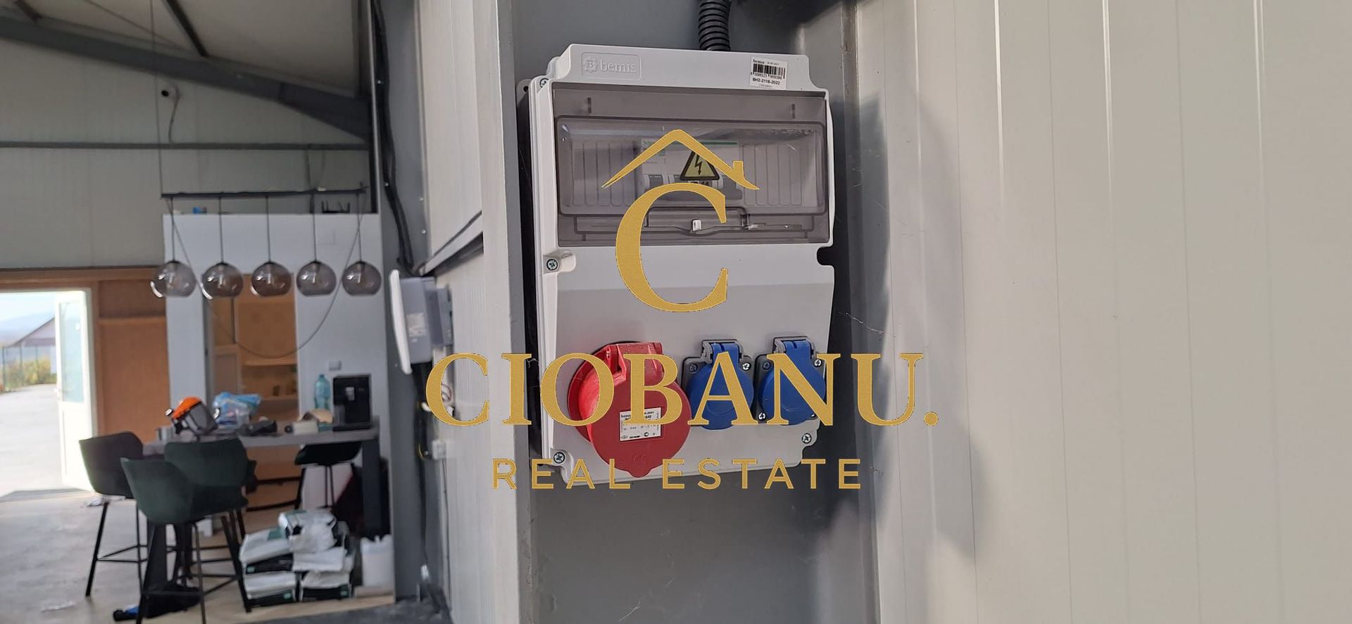 Hala de vanzare in Racarii de Jos - Poză 5