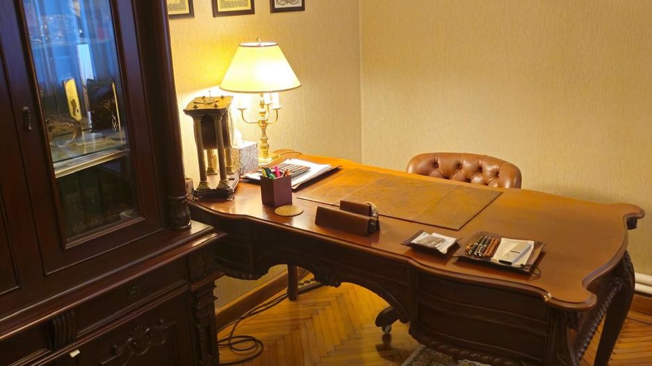 Vila frumoasa ,localizata central\ Unirii Square\Proprietar - Poză 1