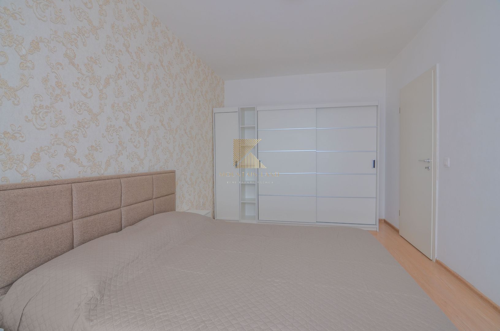 Apartament decomandat| 2 camere | prima inchiriere| Avantgarden - Poză 2