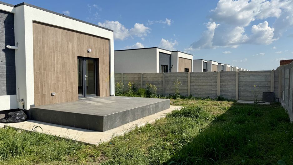 Casa individuala 4 camere Tunari-Lacul Pasarea - Poză 19