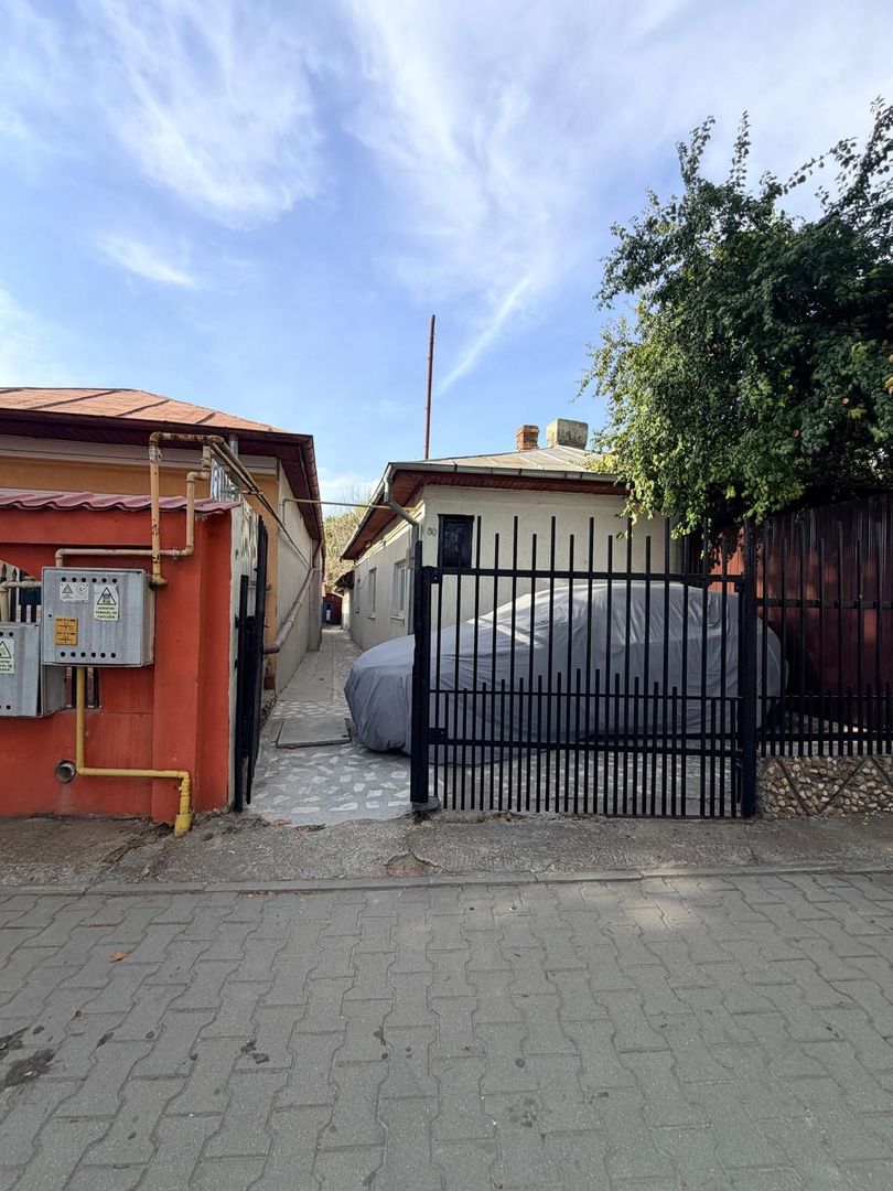 DE VÂNZARE – CASĂ , STR. NICOLAE TITULESCU, GIURGIU - Poză 1
