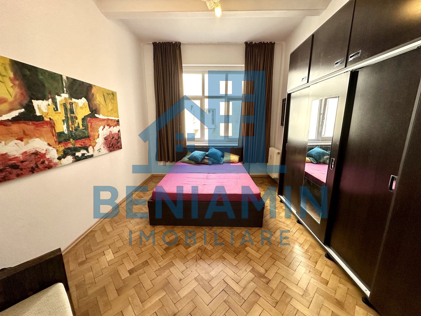 Apartament 107mp-Vizavi de Primarie-Etaj 2-Casa alba-Foarte spatios - Poză 5