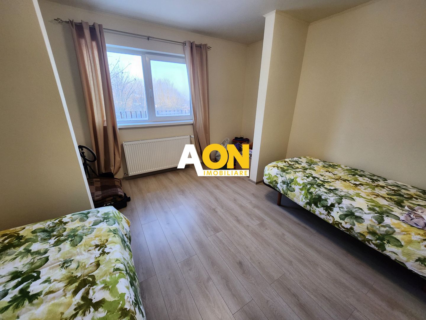 De vanzare casa 6 camere 8142 mp teren in Oarda de Sus - Poză 16