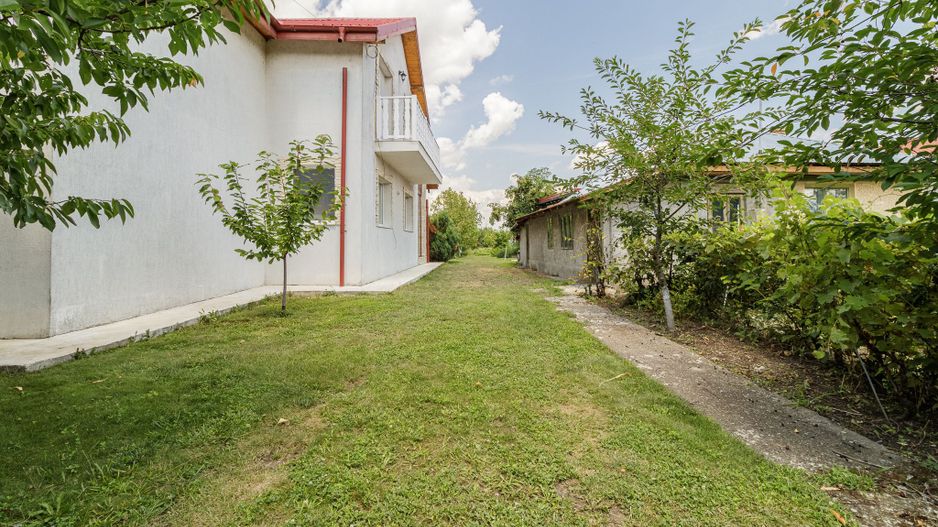 Casă de vânzare Tâncăbești cu grădină, aproape de lac - Poză 31