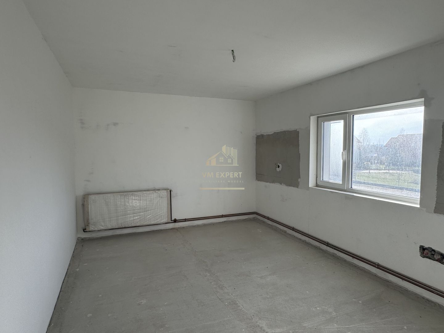 VILA 5 CAMERE,TEREN 560 MP, CAMPULUNG, ARGES - Poză 9