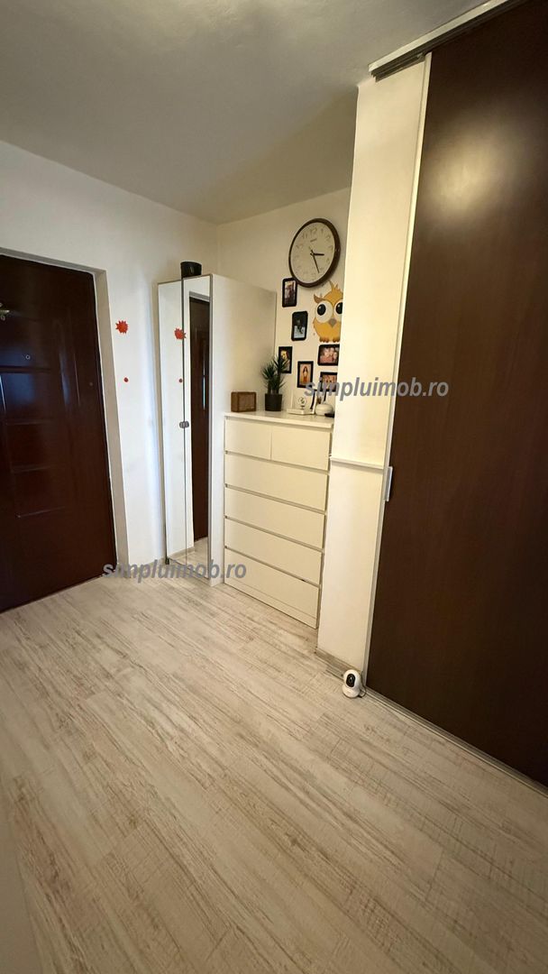 VANDUT! Metrou 1 Decembrie Decomandat Confort 1 57mp - Poză 4