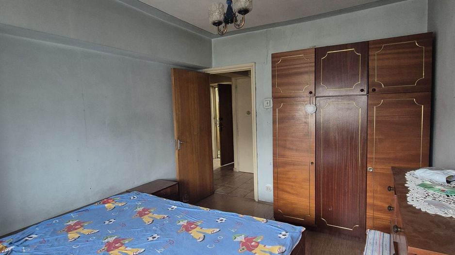 AP 2 CAM LANGA MEGA MALL/ BALCON TERASA - Poză 5