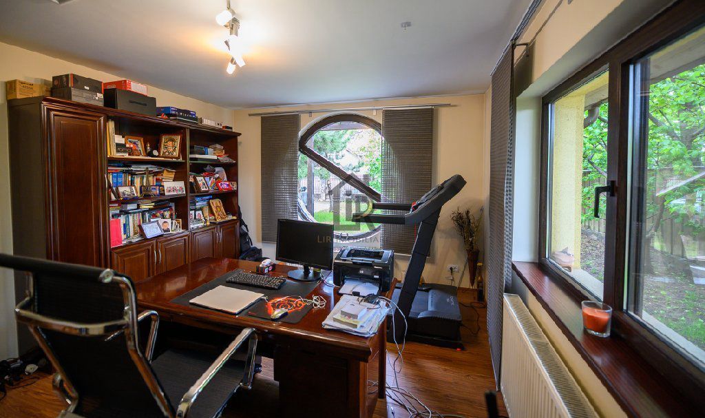 Vilă 5 camere 240 mp, mobilata,teren 806 mp – Platou Galata, Iași - Poză 5