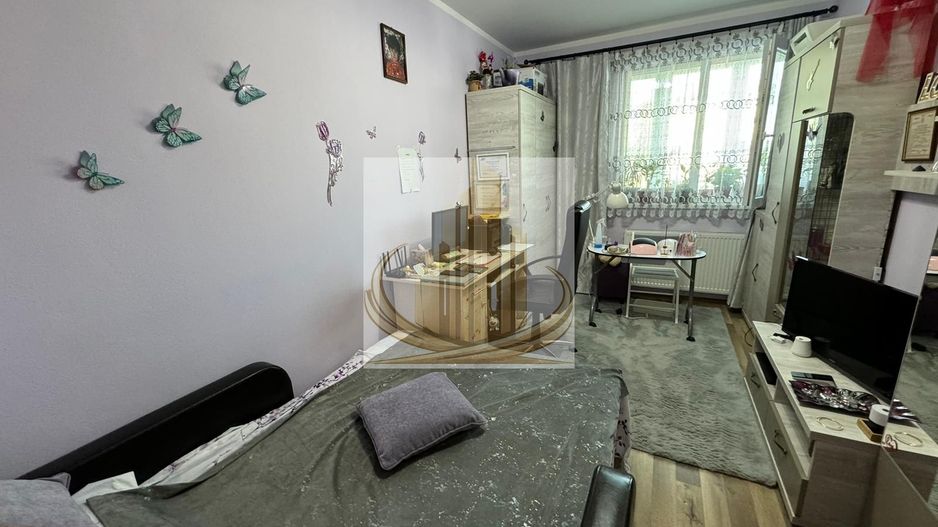 Apartament complet mobilat cu 3 camere în Giroc - Poză 12