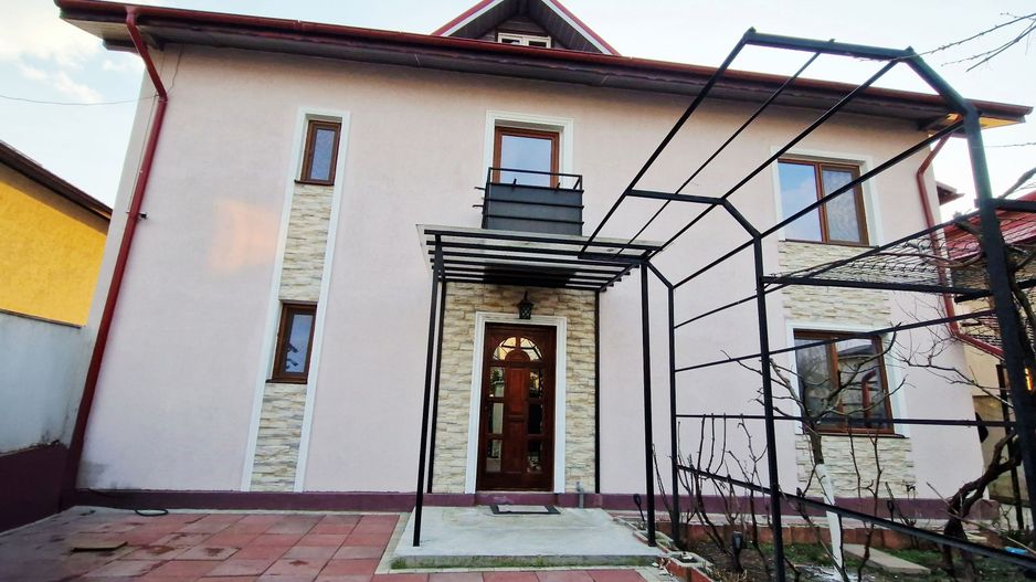 Casă individuală spațioasă | Bragadiru | Constructie 2016 - Poză 1