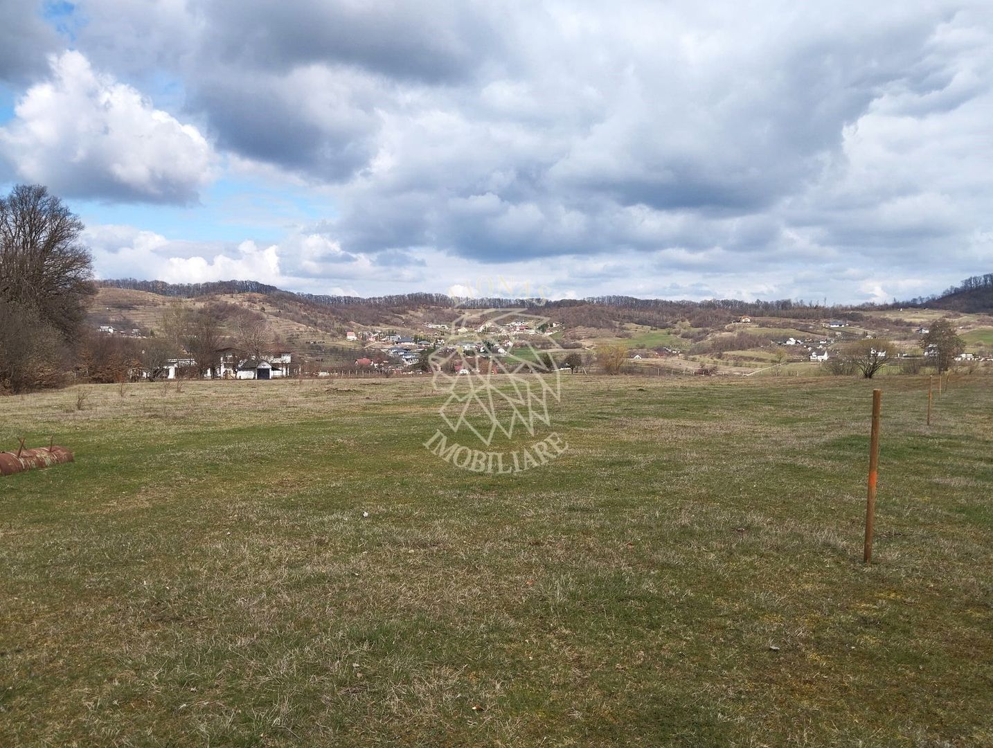 Teren 3700 mp - vedere panoramic - Zona Str. Ghinzii - Poză 1