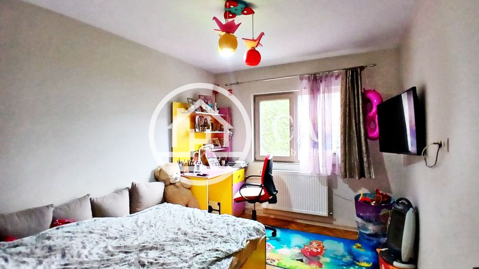 Apartament de vanzare cu 4 camere in Rogerius, Oradea - Poză 5