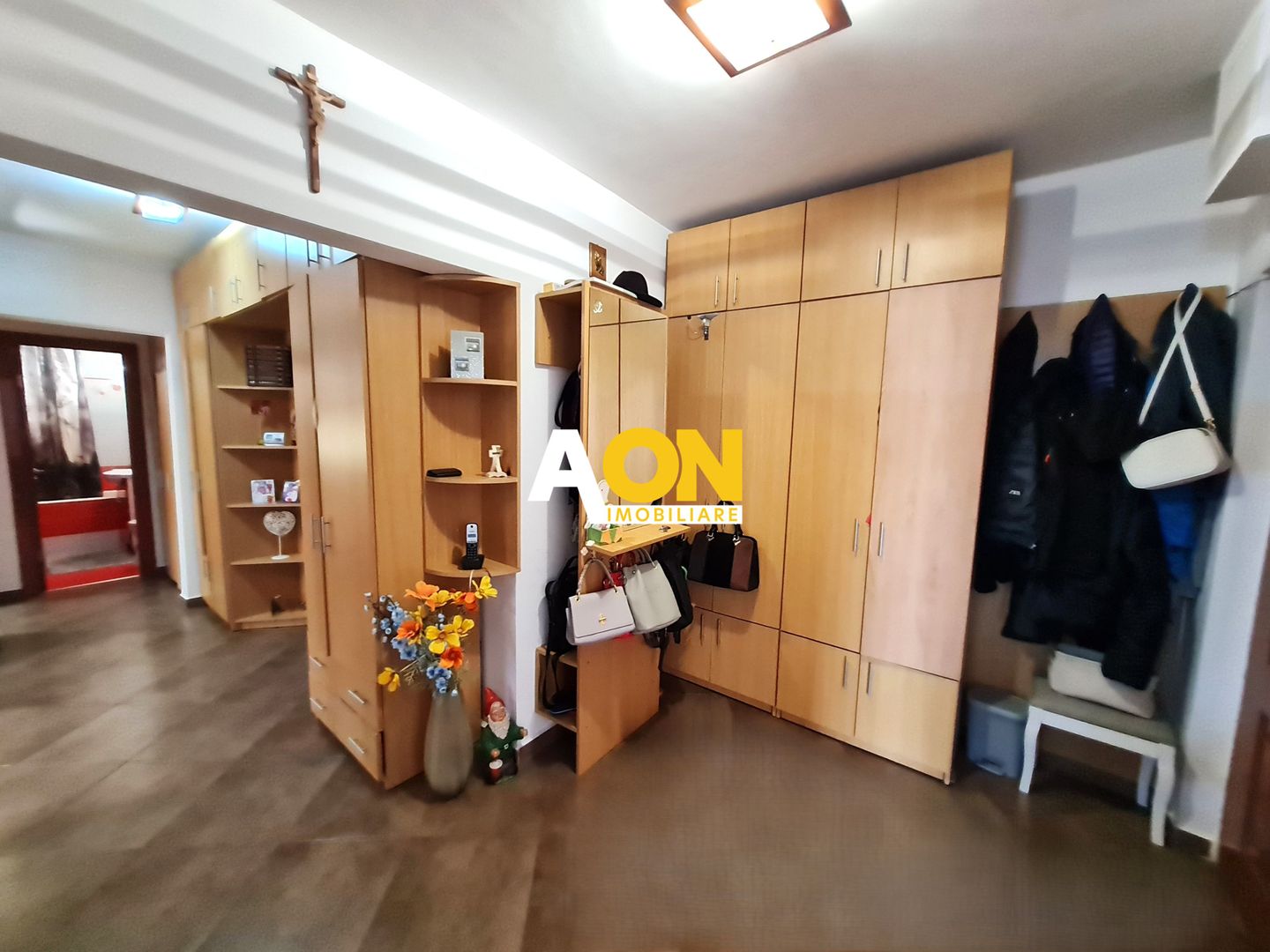Apartament 4 Camere, Et 3, 82 mp, Decomandat, Mobilat, Utilat, Cetate - Poză 7