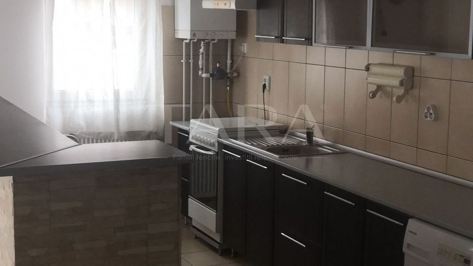 Apartament cu 2 camere, garaj subteran și boxă, Europa. - Poză 4