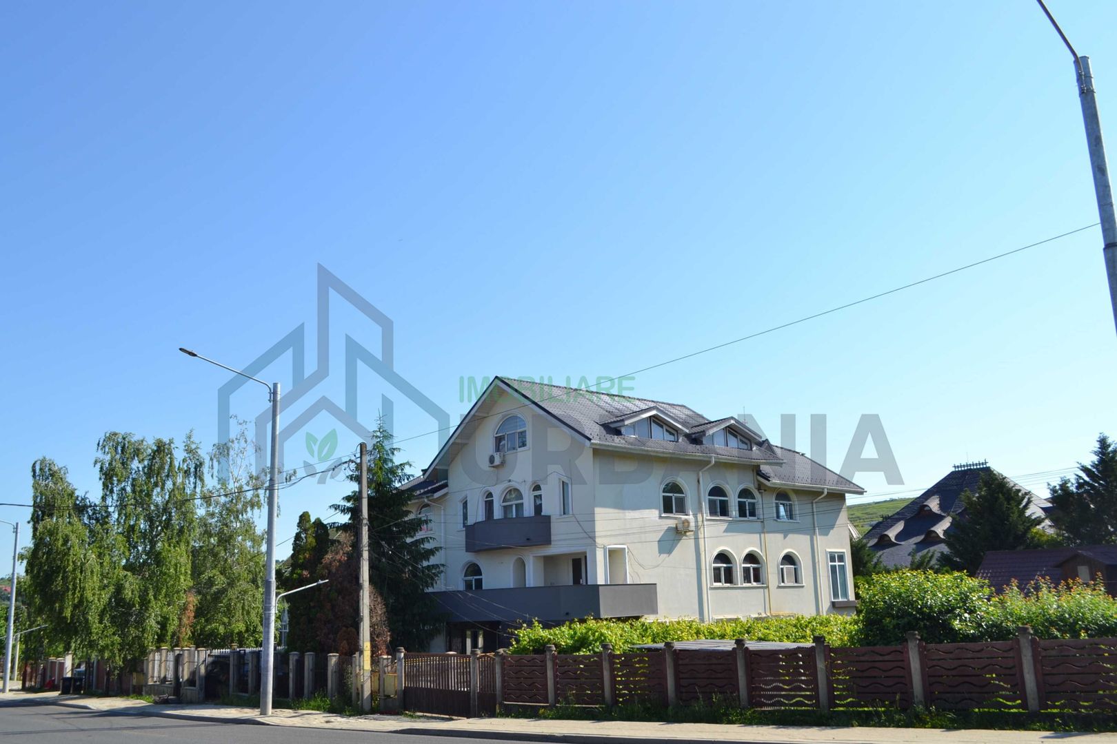 Imobil Comercial și Rezidențial Premium – Clădire Comercială de Anvergură / Sediu Central Companie – Șoseaua Bucium nr. 89B - Poză 1