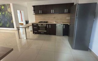 Vânzare apartament cu 3 camere, imobil nou, cu lift. - Poză 1