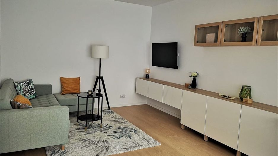 AP. 2 CAMERE LUJERULUI, RENOVAT, BLOC REABILITAT, BUCATARIE INCHISA - Poză 1