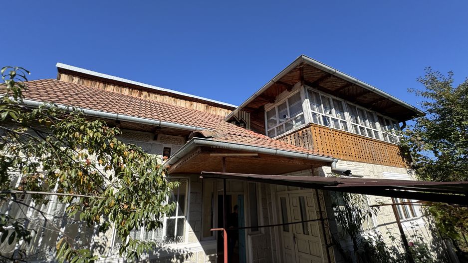 CASA 4 CAMERE TEREN 800 MP CAPUL PISCULUI COMUNA GODENI JUD. ARGES - Poză 2