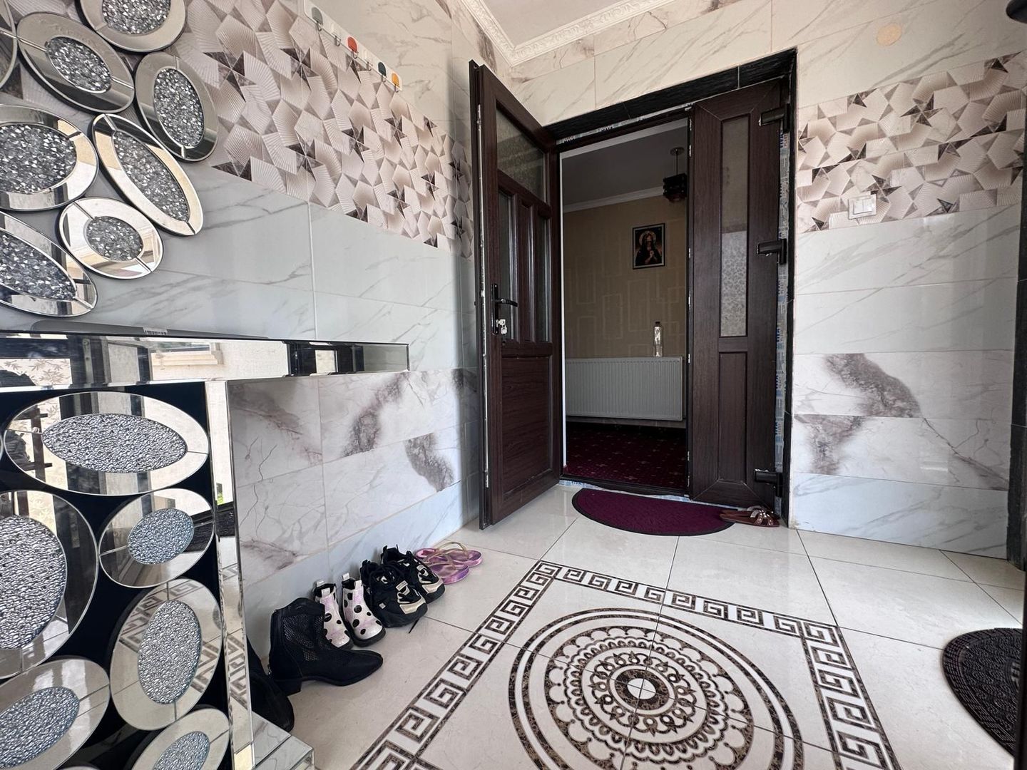 Vânzare casă S+P+E -Valea Voievozilor cu panouri solare si garaj dublu - Poză 17