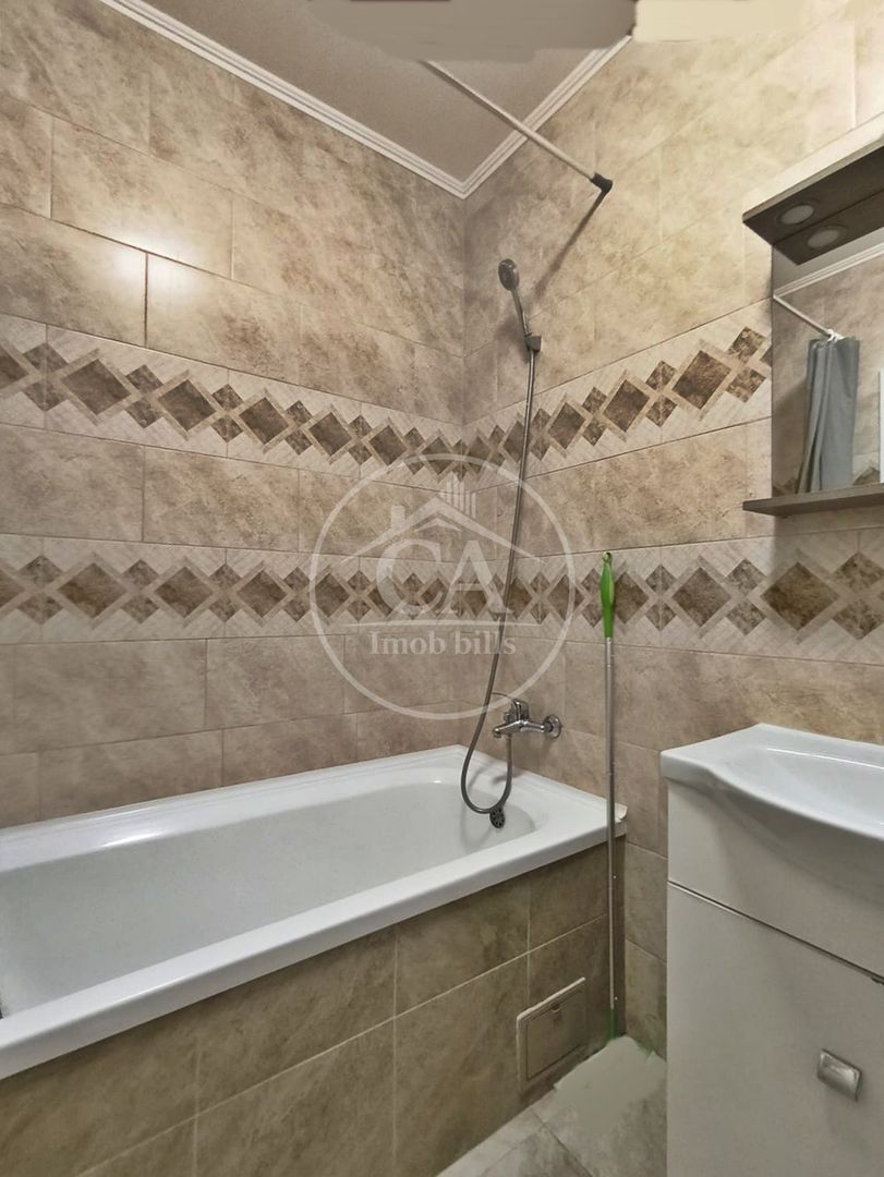 Apartament de închiriat cu 3 camere în Prima Nufarul, Oradea. - Poză 10