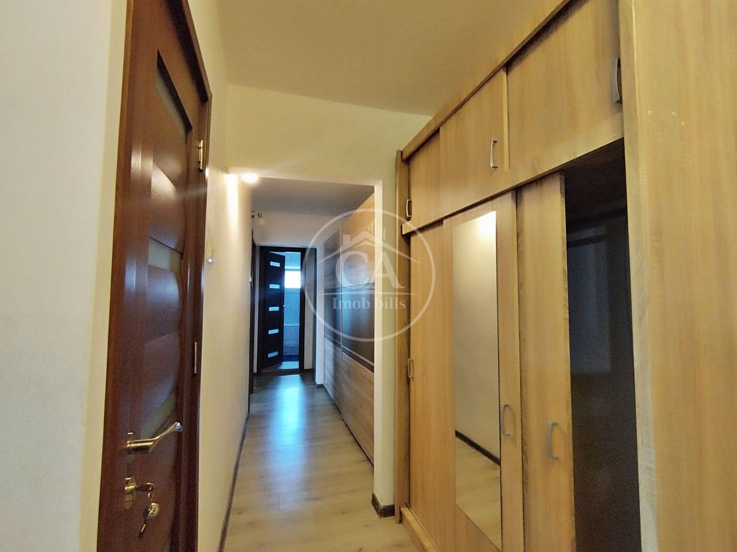 Apartament cu 3 camere de inchiriat in zona Velenta, Oradea - Poză 12