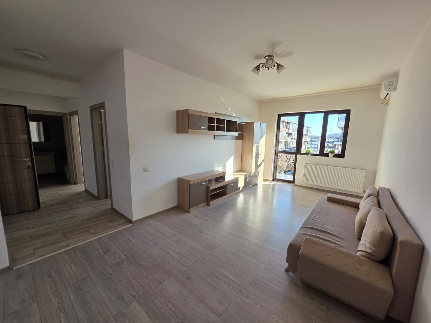 AP. 2 CAMERE MARULUI - 62 MP, BUCATARIE INCHISA, PARCARE, COMISION 0% - Poză 3