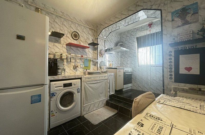 GIULESTI - Crangasi | 2 camere + birou 63mp la 1000 euro/mp - Poză 7