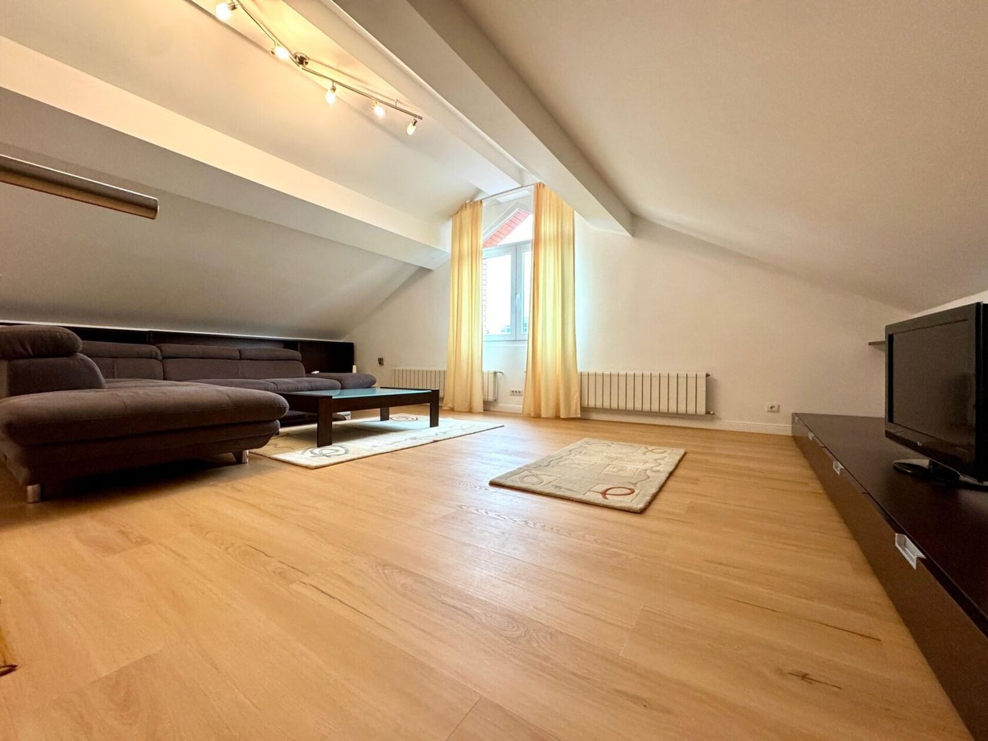 Vilă de închiriat în Complex Rezidențial Ibiza – Iancu Nicolae - Poză 9