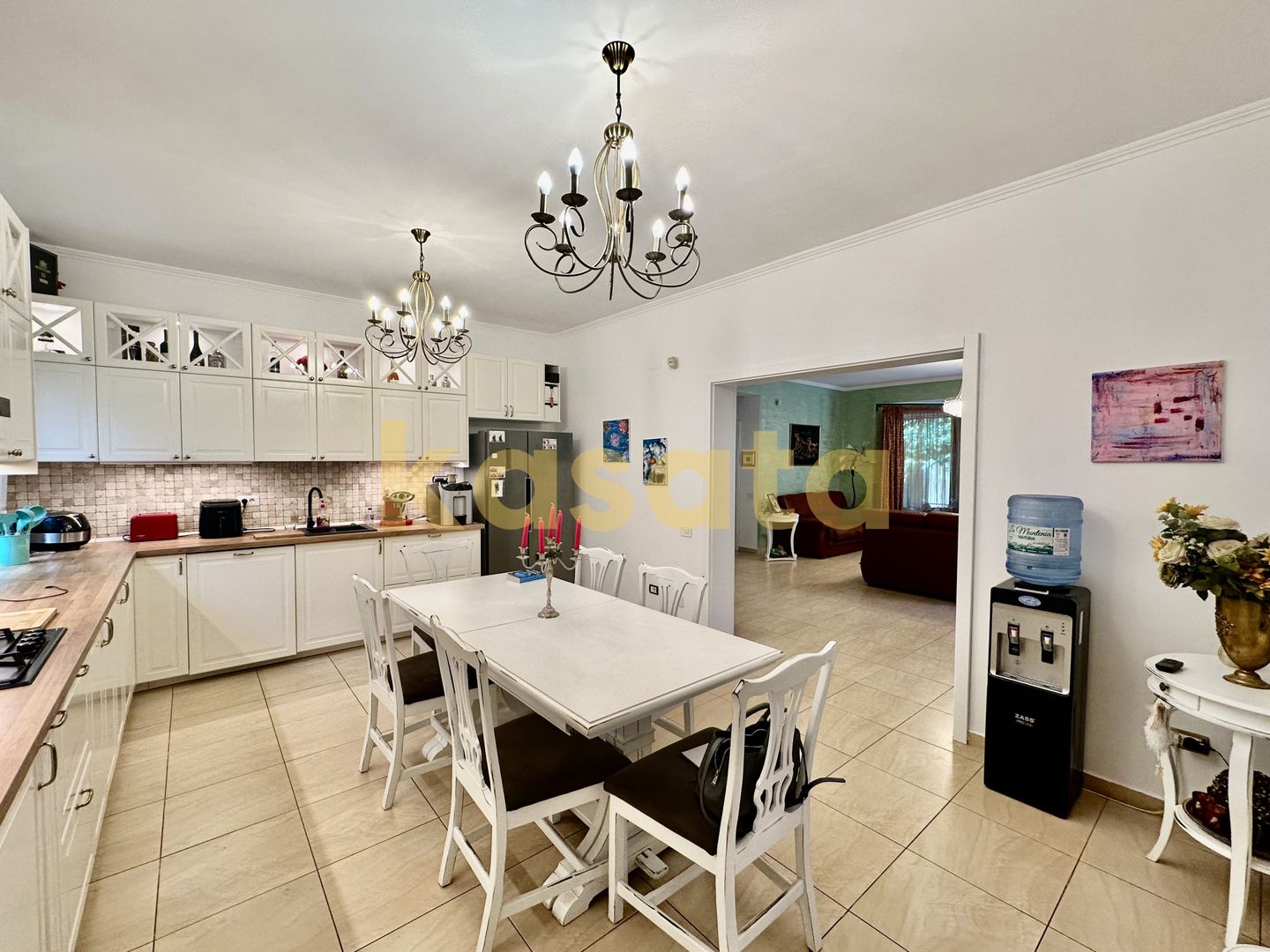 Vila care redefinește echilibrul între rafinament, spațiu și liniște - Poză 13