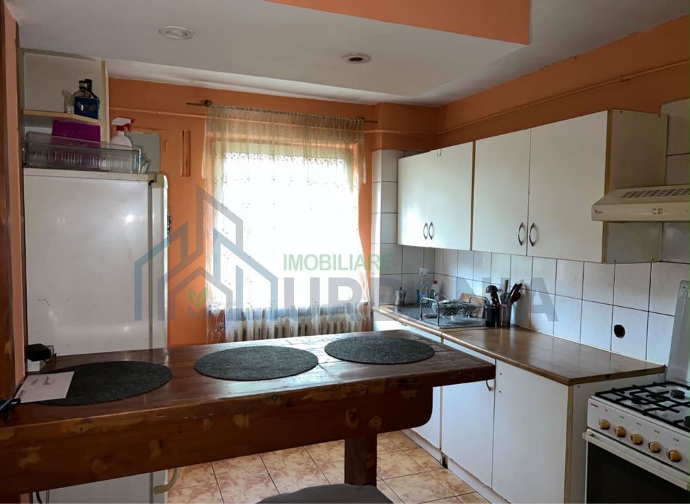 Apartament 3 camere decomandat, 2 camere disponibile, la 5 minute de mers pe jos de Palas - Poză 7