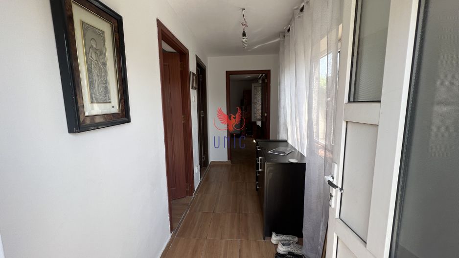 Casa Impartita in 3 Apartamente, Bariera Valcii - Poză 4