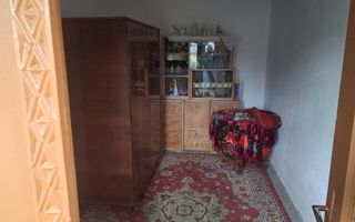Casă tradițională cu teren generos – Borosteni, Peștișani, jud. Gorj - Poză 8