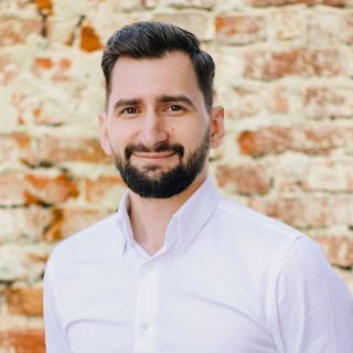 Dumitru Sirbu - Test CRM & REBS