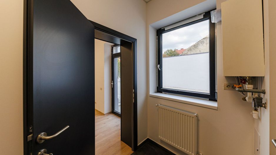 Prima inchiriere - Spatiu birouri 70 mp | Grup sanitar&Zona Chicineta - Poză 10