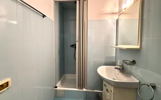 Apartament 2 camere, primitor, in zona Centrala-Universitate - Poză 14