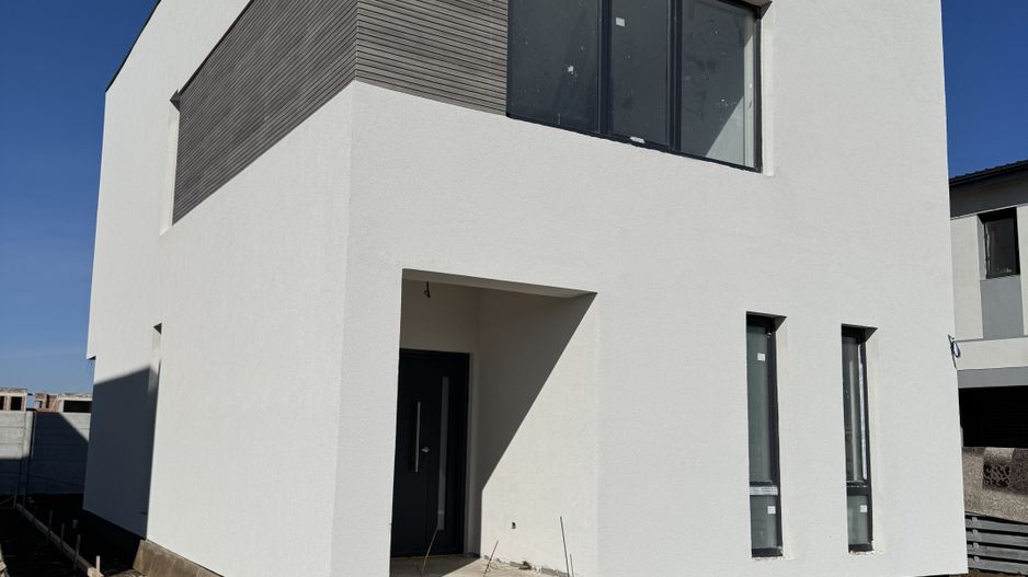 Vile PREMIUM Tunari, spatioase si luminoase - Poză 3