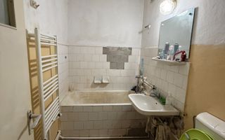 De vanzare apartament cu doua camere - Complex Siretu - Poză 4